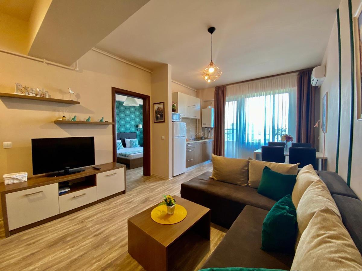 Valy Apartments Summerland Mamaia Exterior foto