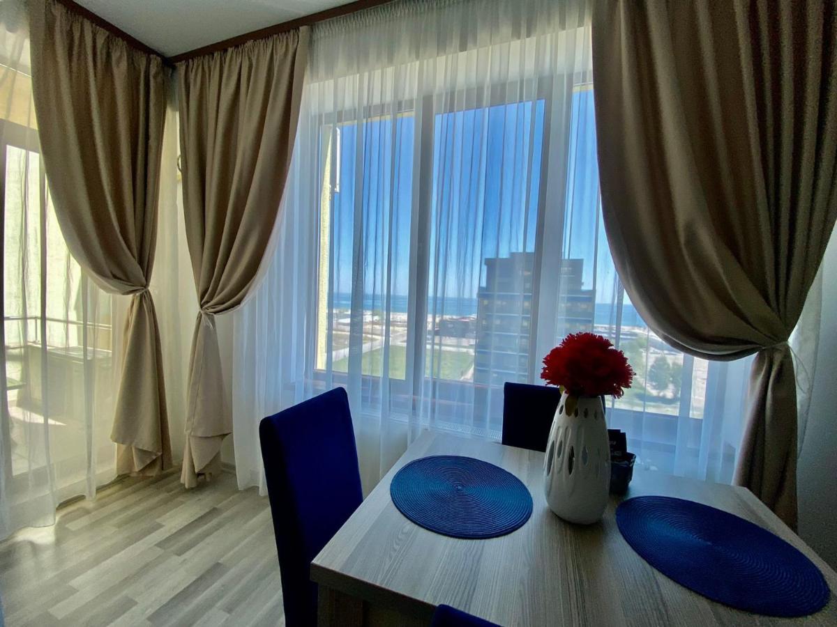 Valy Apartments Summerland Mamaia Exterior foto